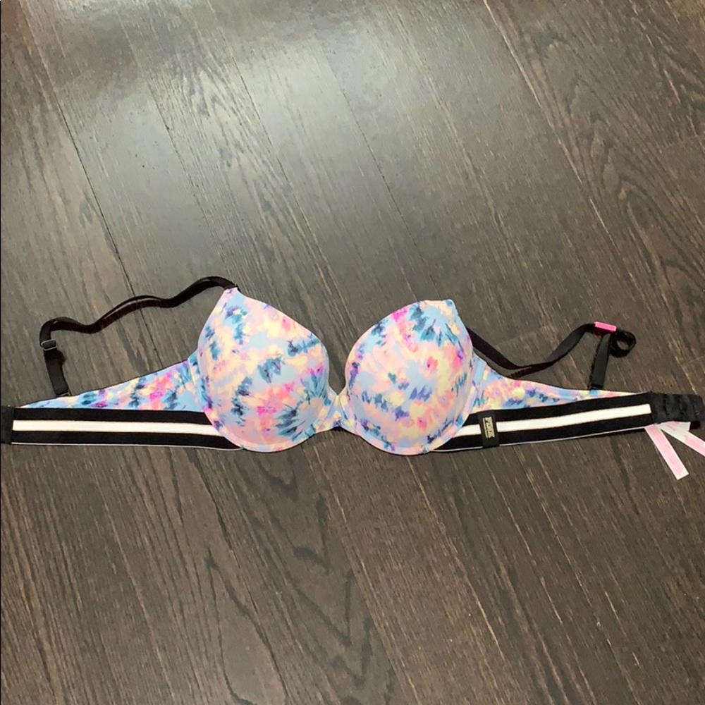 VS PINK Tie Dye Wear Everywhere Push-up Bra